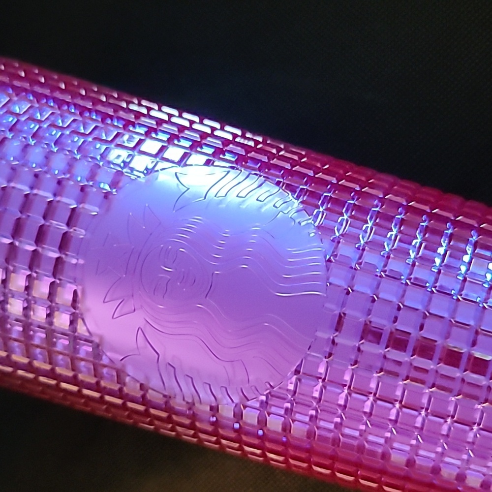 Starbucks Summer Iridescent Deep Magenta Grid Venti Tumbler 2024 Edition - Picture 4 of 10